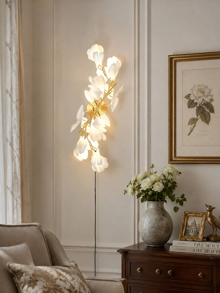 Gingko Flowers Plug-in Wall Lamp