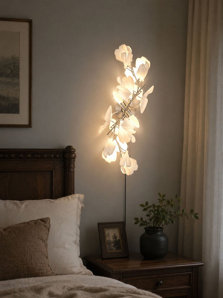 Gingko Flowers Plug-in Wall Lamp