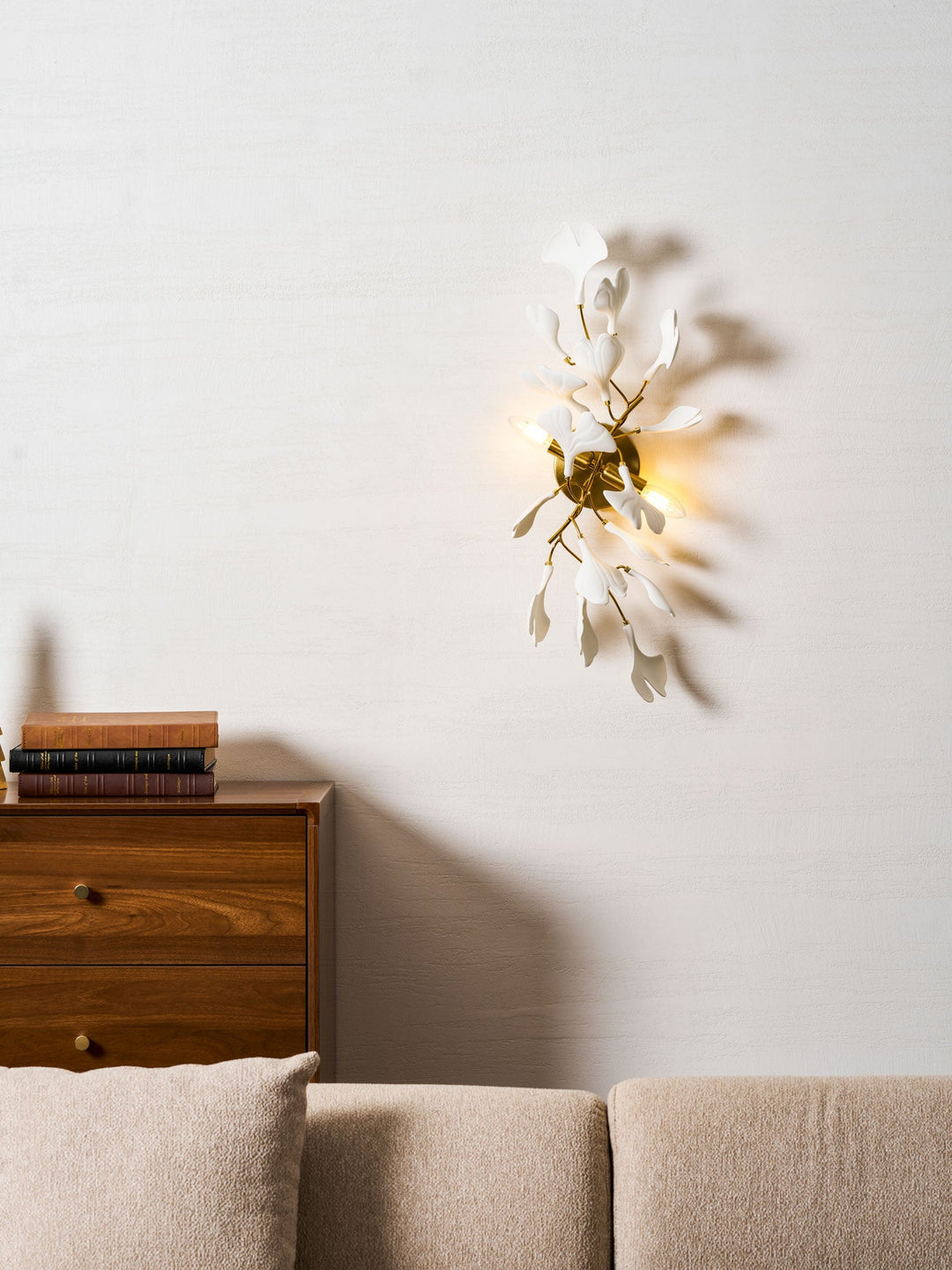 Gingko Flowers Wall Lamp