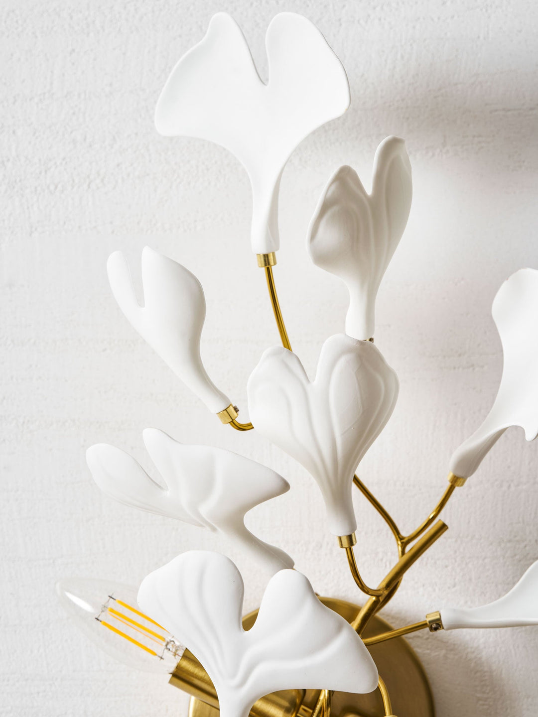 Gingko Flowers Wall Lamp