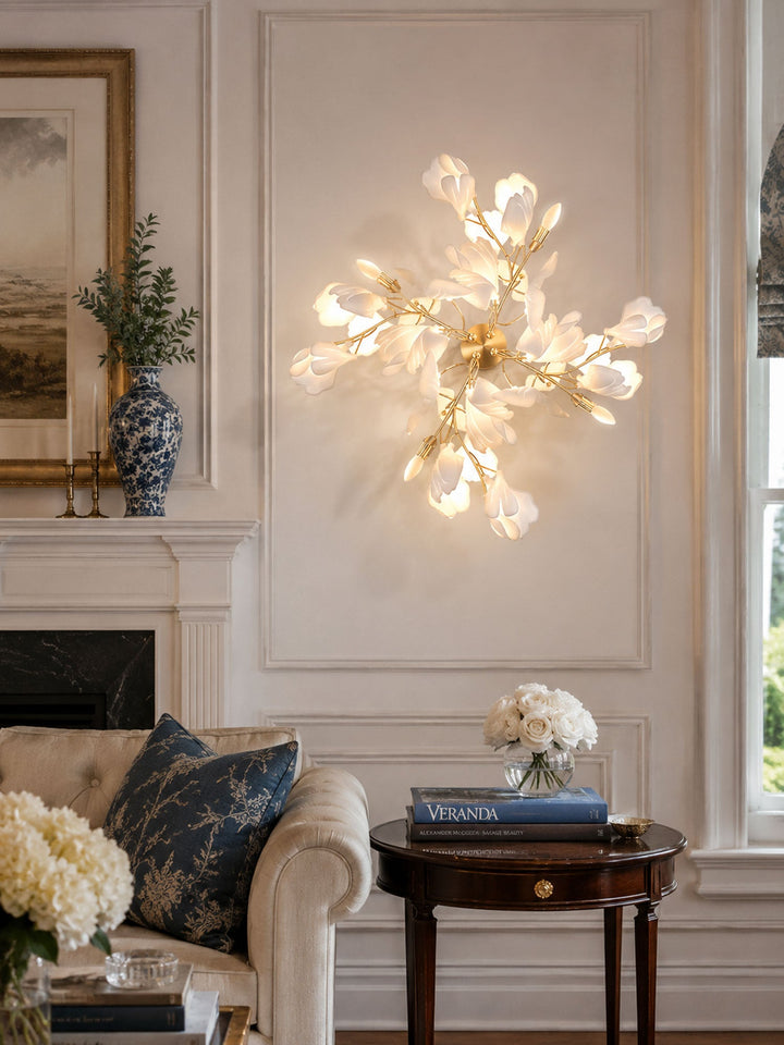 Gingko Flowers Wall Lamp