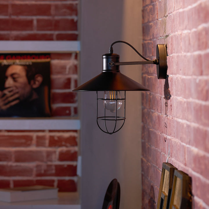 Harbour Industrial Wall Light