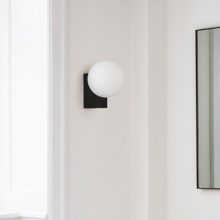 Fusion Wall Lamp