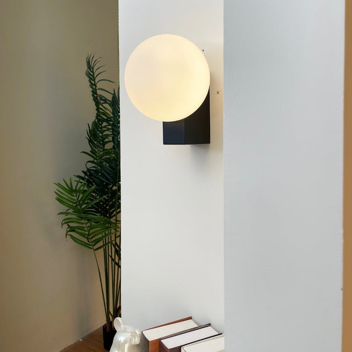 Fusion Wall Lamp