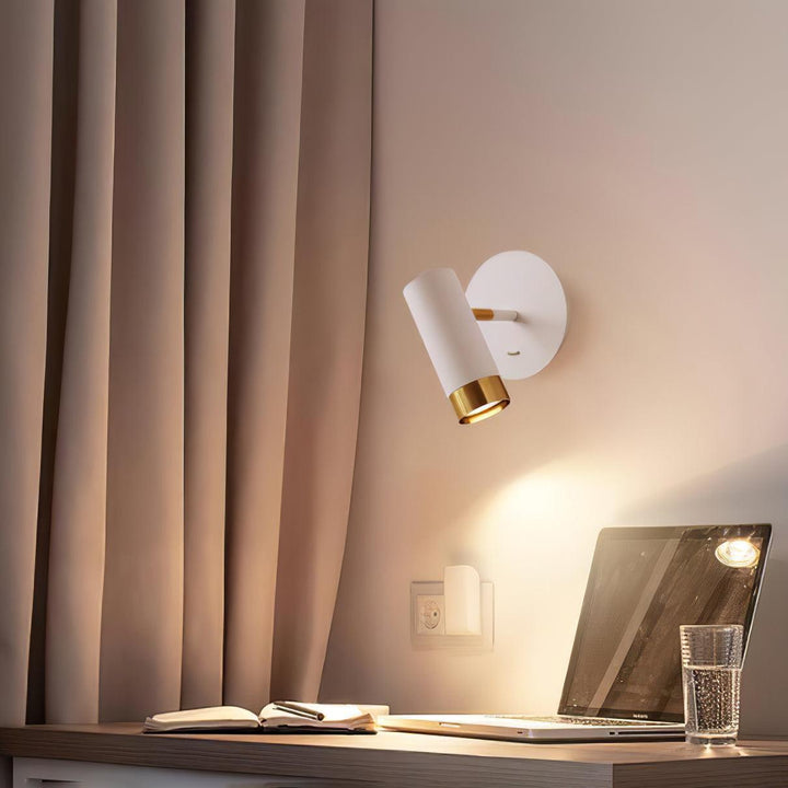 Karpo Wall Lamp