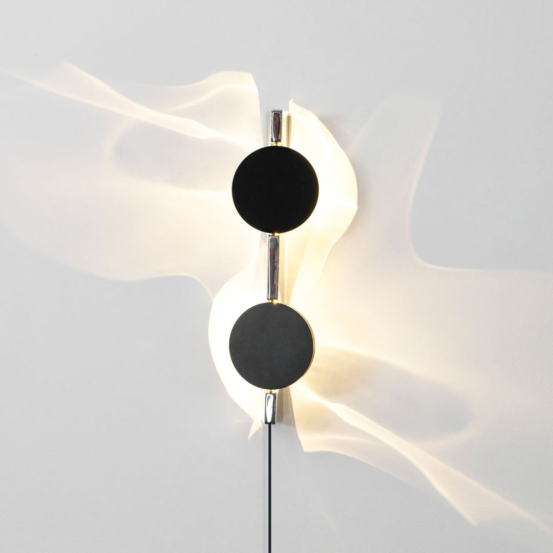 Kinetic Shadow Plug-in Wall Lamp