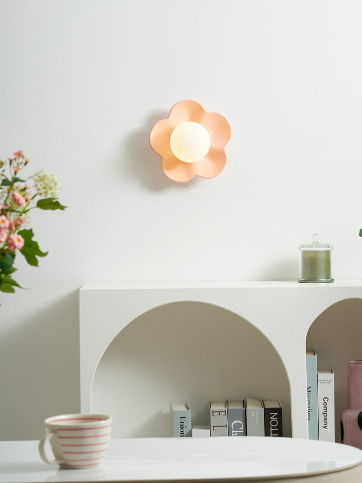 La fleur Wall Lamp