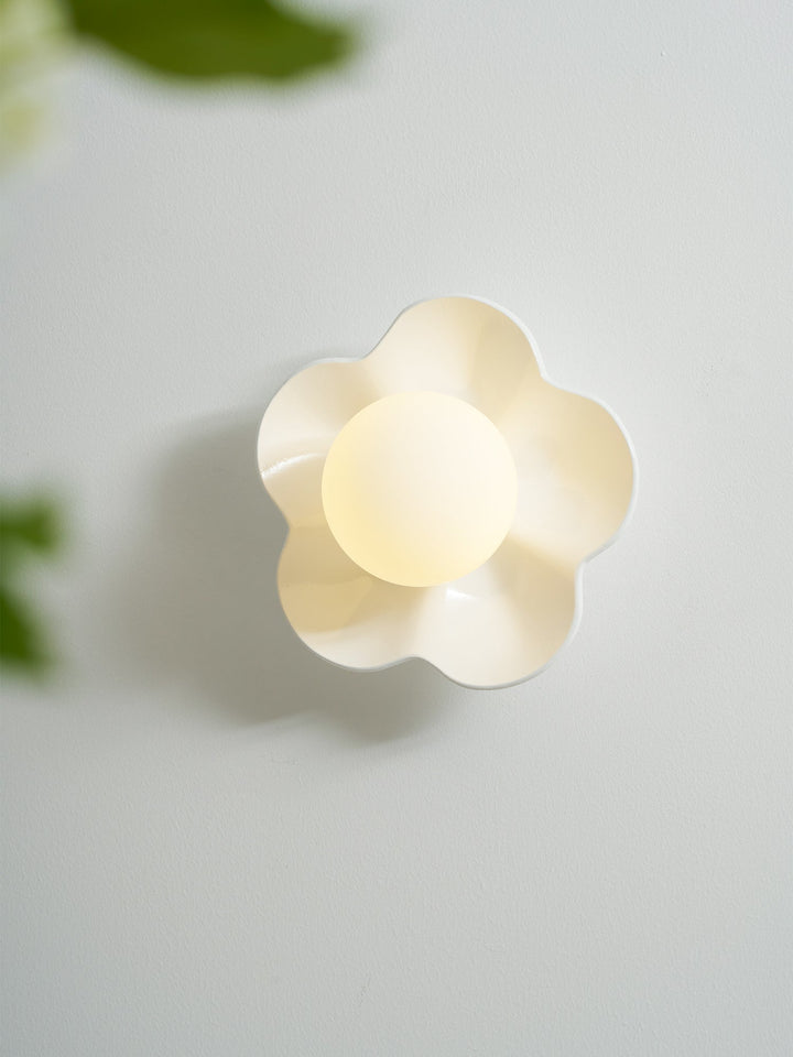 La fleur Wall Lamp