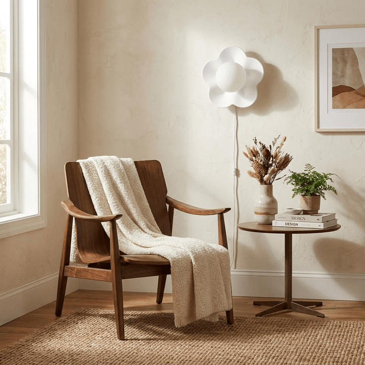 La fleur Plug-in Wall Lamp