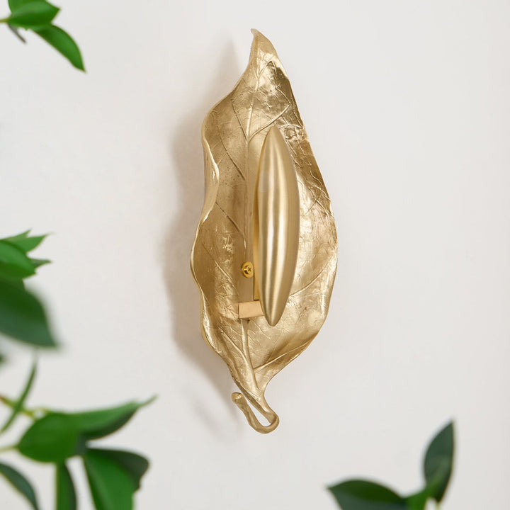 Leaf Brass Wall Lamp