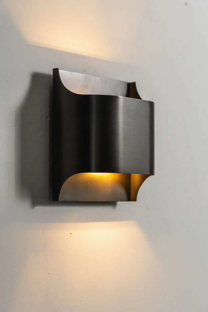 Leclerc Brass Wall Lamp
