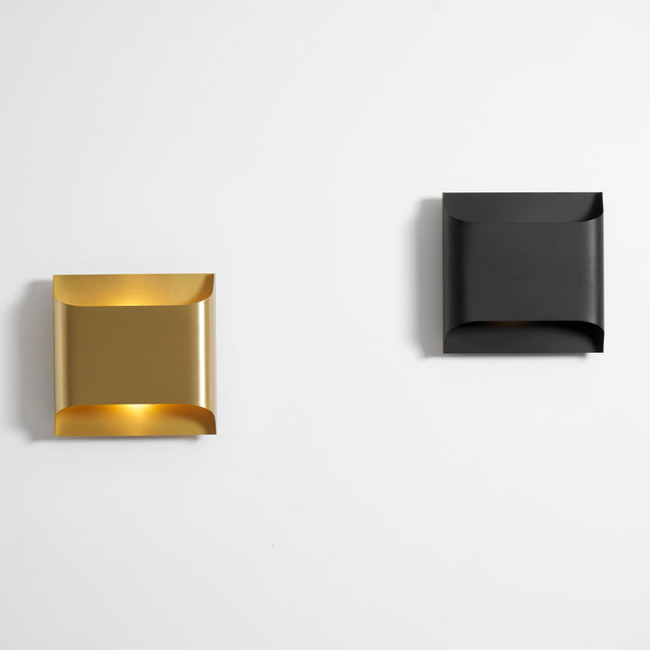 Leclerc Brass Wall Lamp