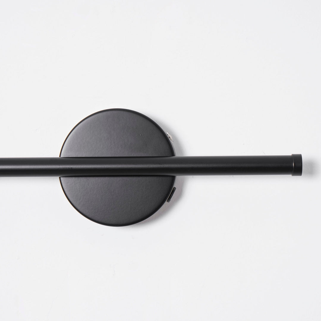 Linearo Rechargeable Wall Lamp