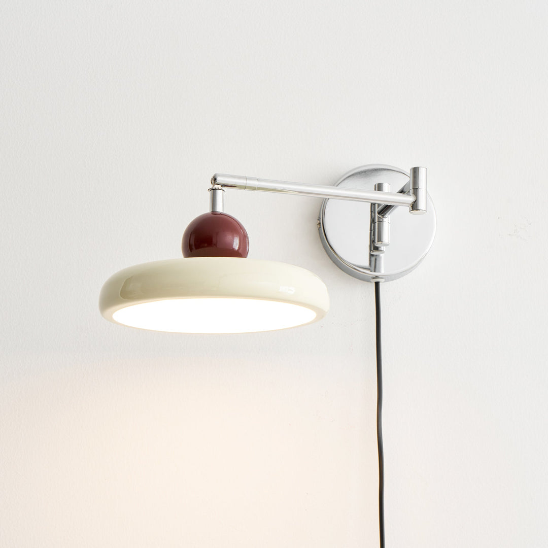 Lola Plug-in Wall Lamp