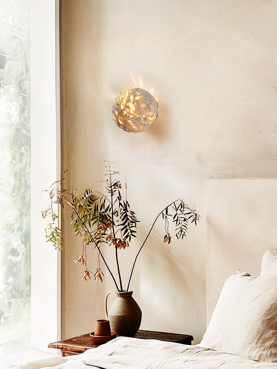 Luma Vein Stone Sphere Wall Light