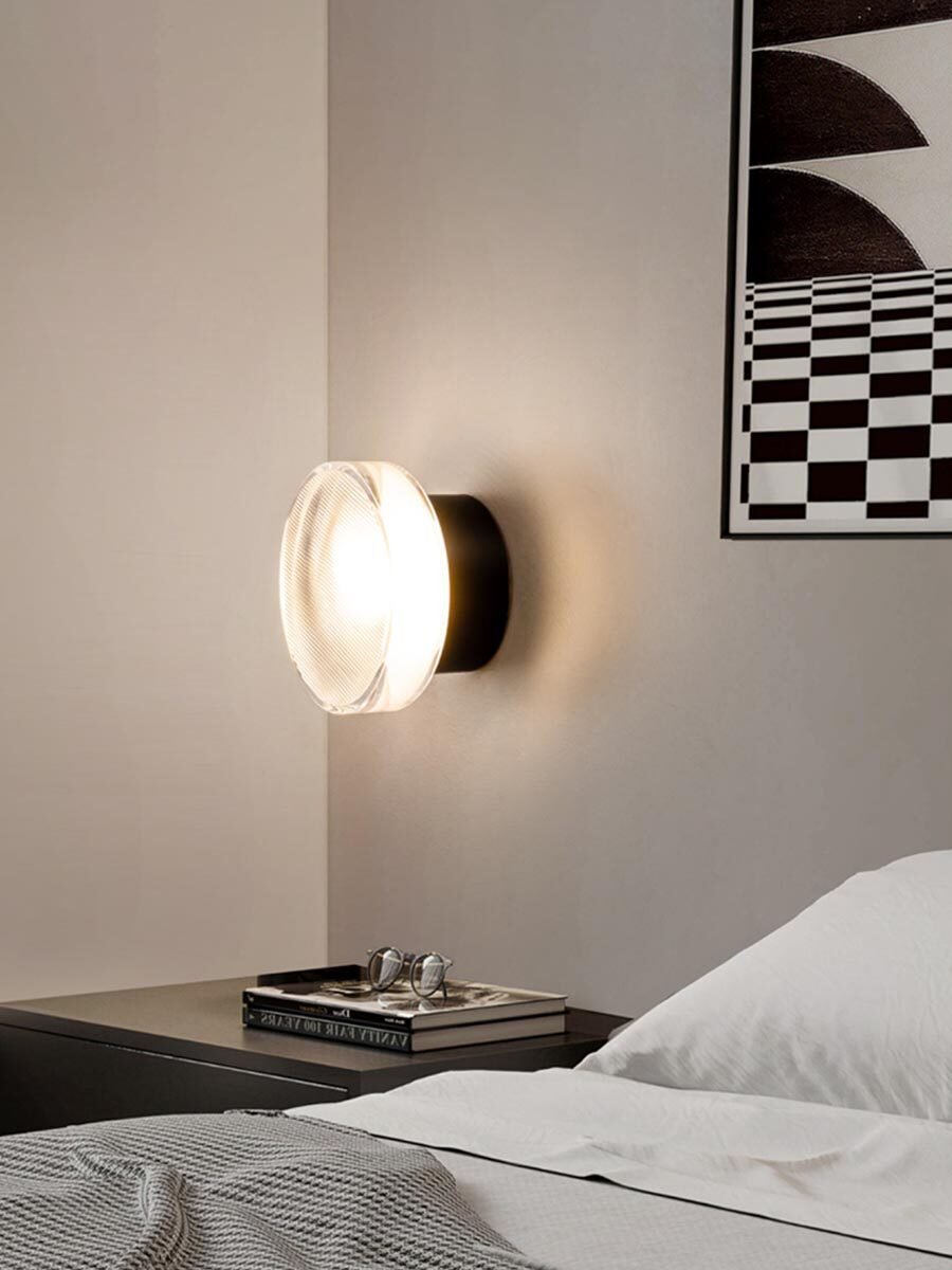 Luno Ribbed Glass Wall Light