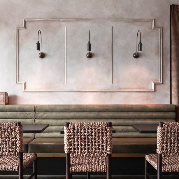 Madame Wall Lamp