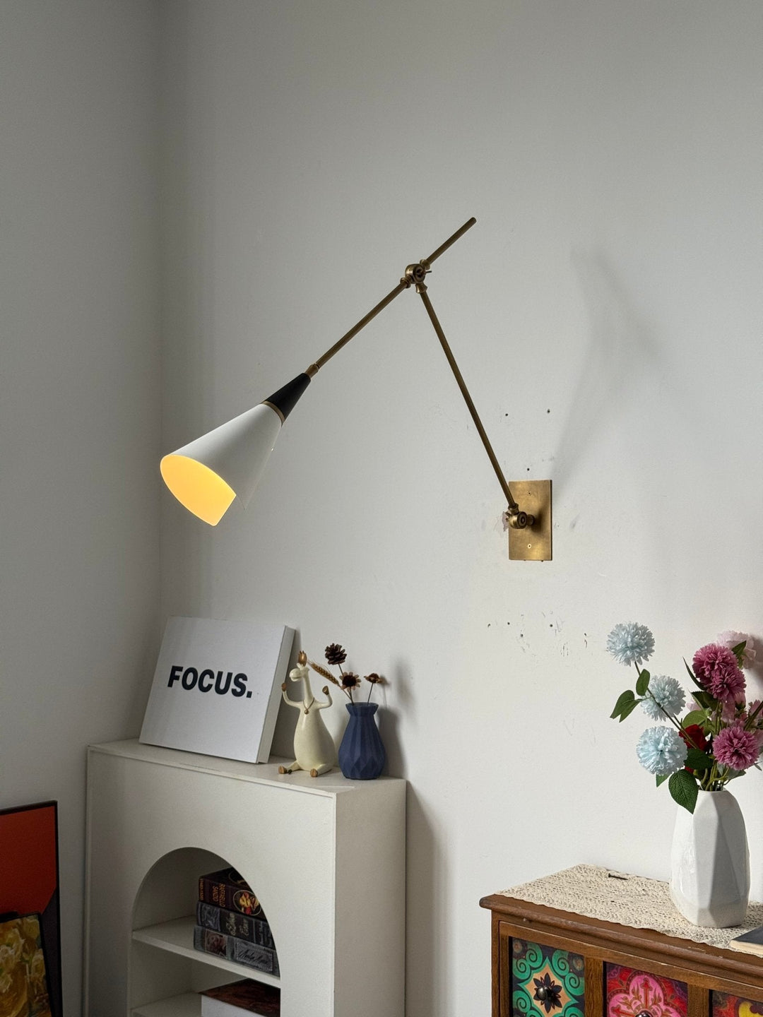 Magari Wall Lamp