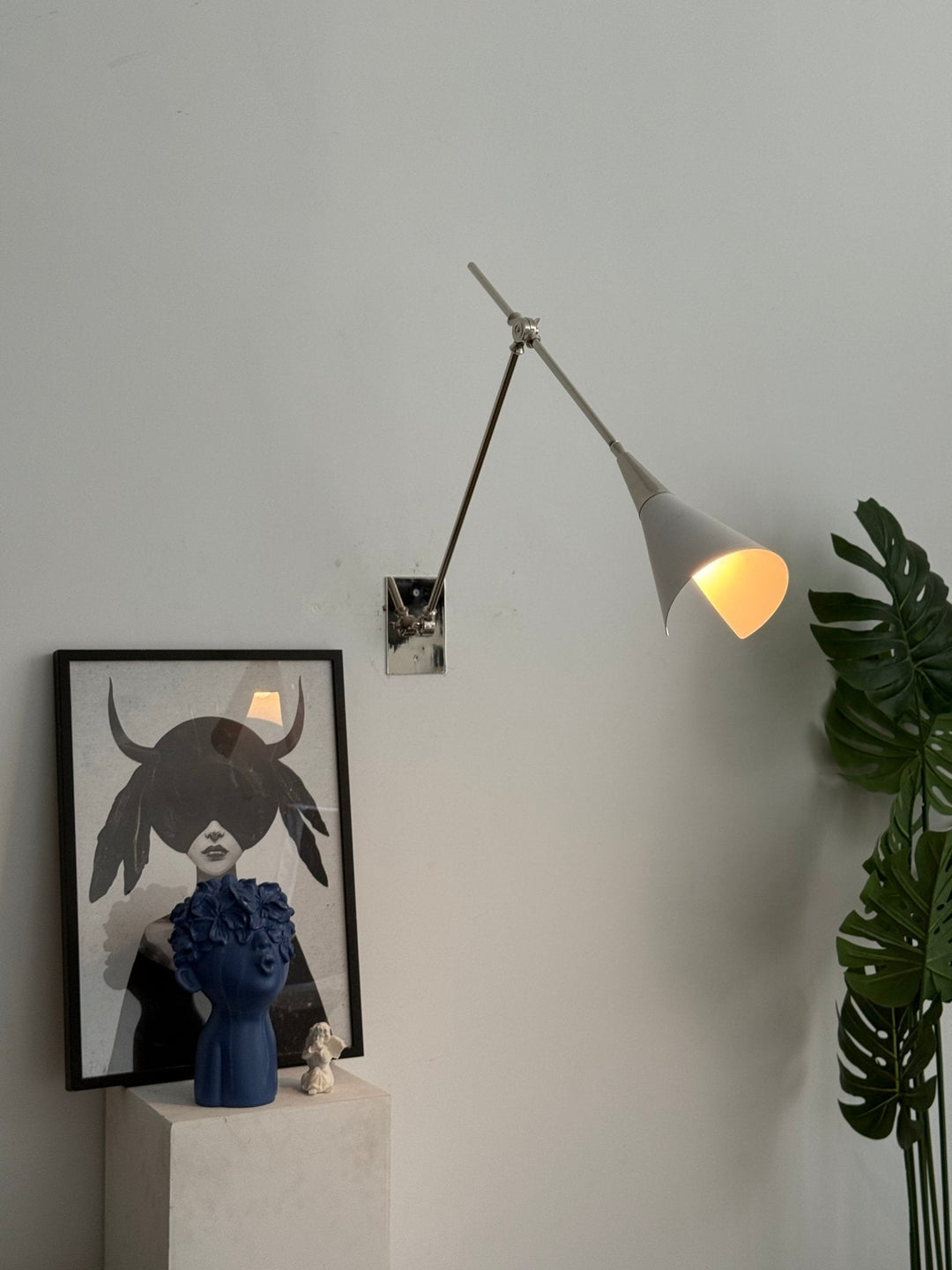 Magari Wall Lamp