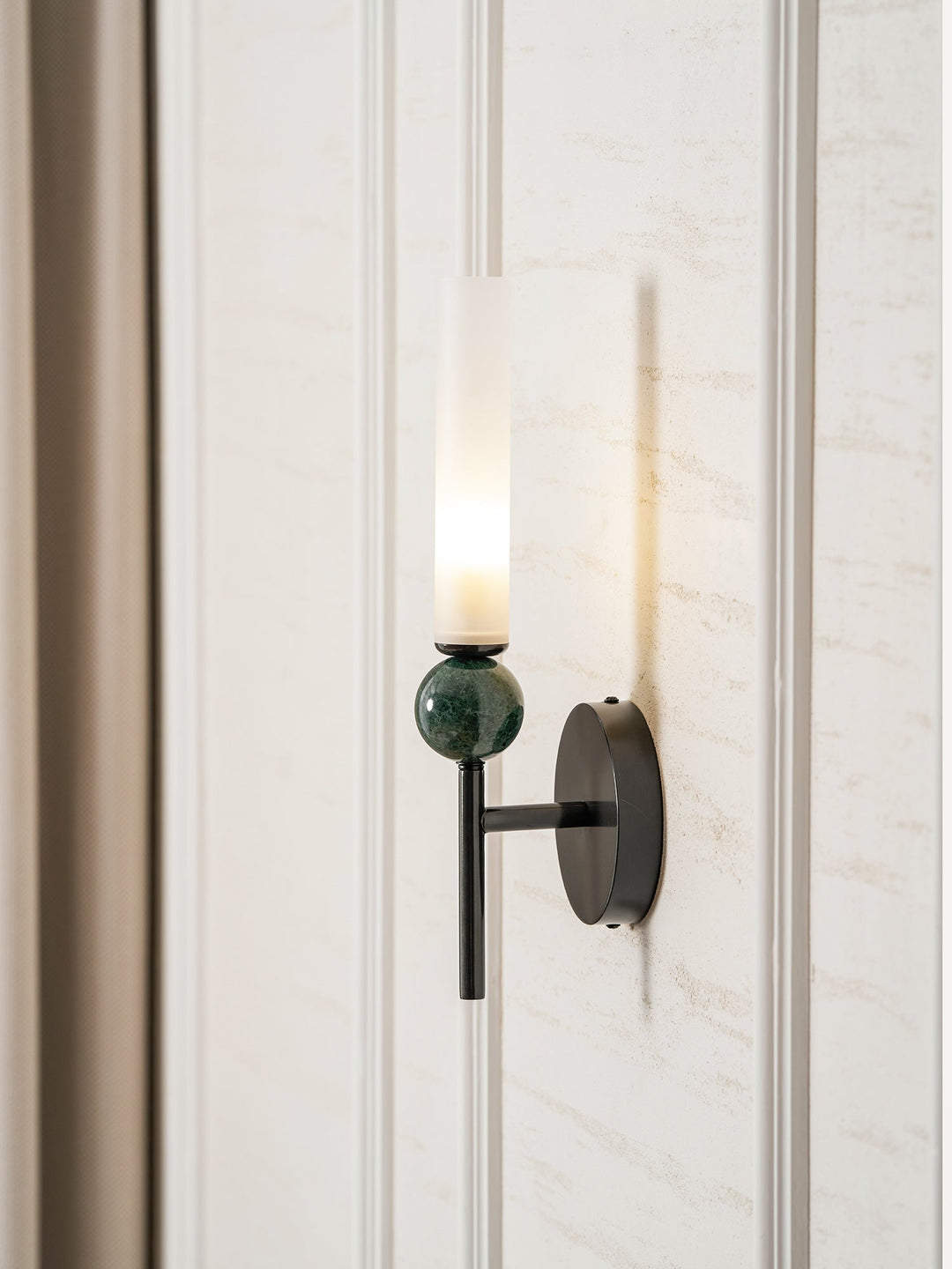 Marble Vertical Wall Lamp
