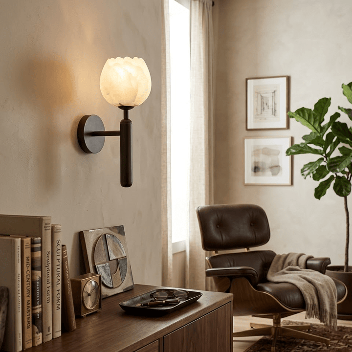 Mian Alabaster Wall Lamp