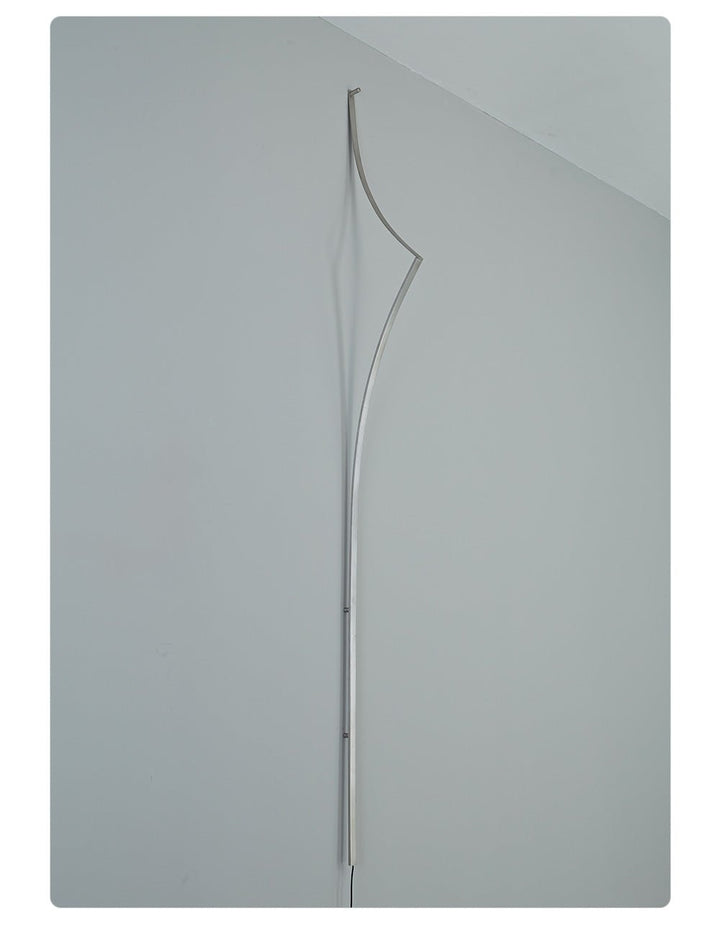 Minimalist Curving Ribbon LED Wall Sconce