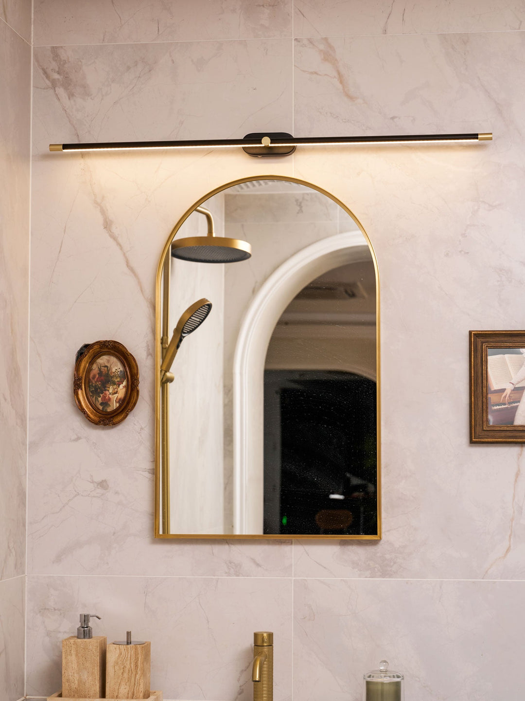 Minimalist Linear Rechargeable Wall Lamp
