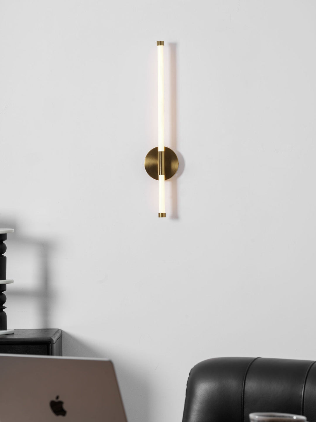 Minimalist Vertical Wall Sconce