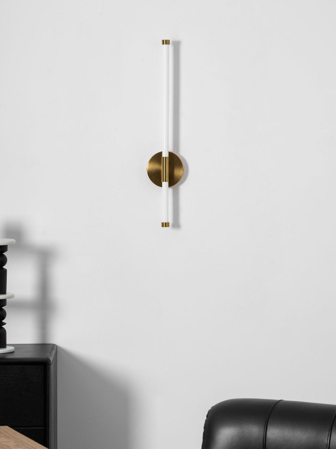 Minimalist Vertical Wall Sconce