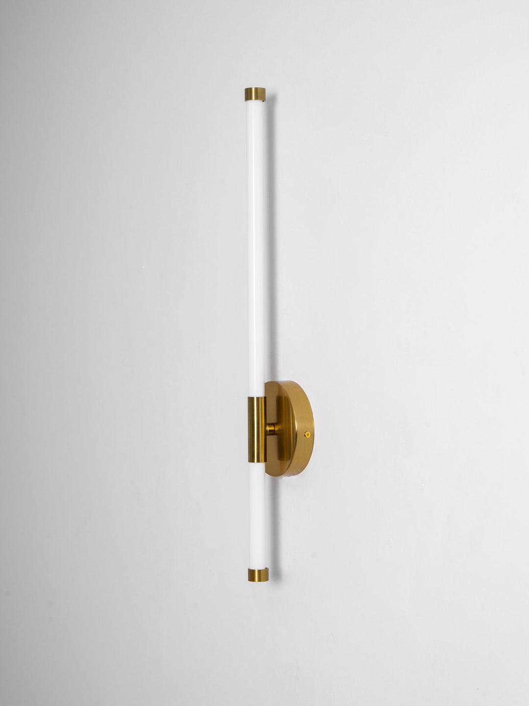 Minimalist Vertical Wall Sconce