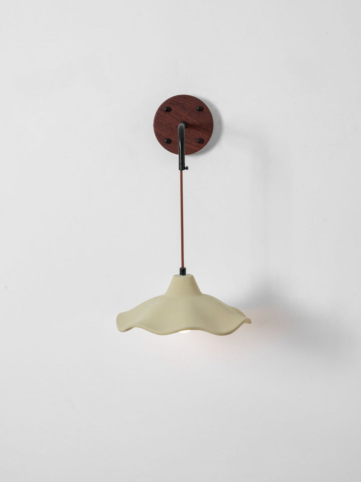Mirella Sconce