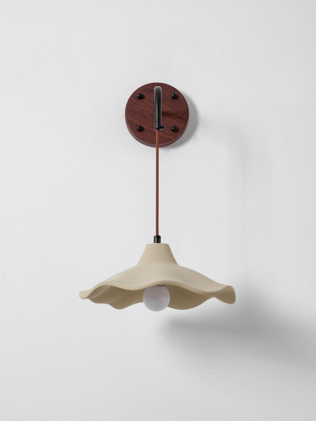 Mirella Sconce