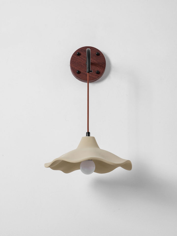 Mirella Sconce