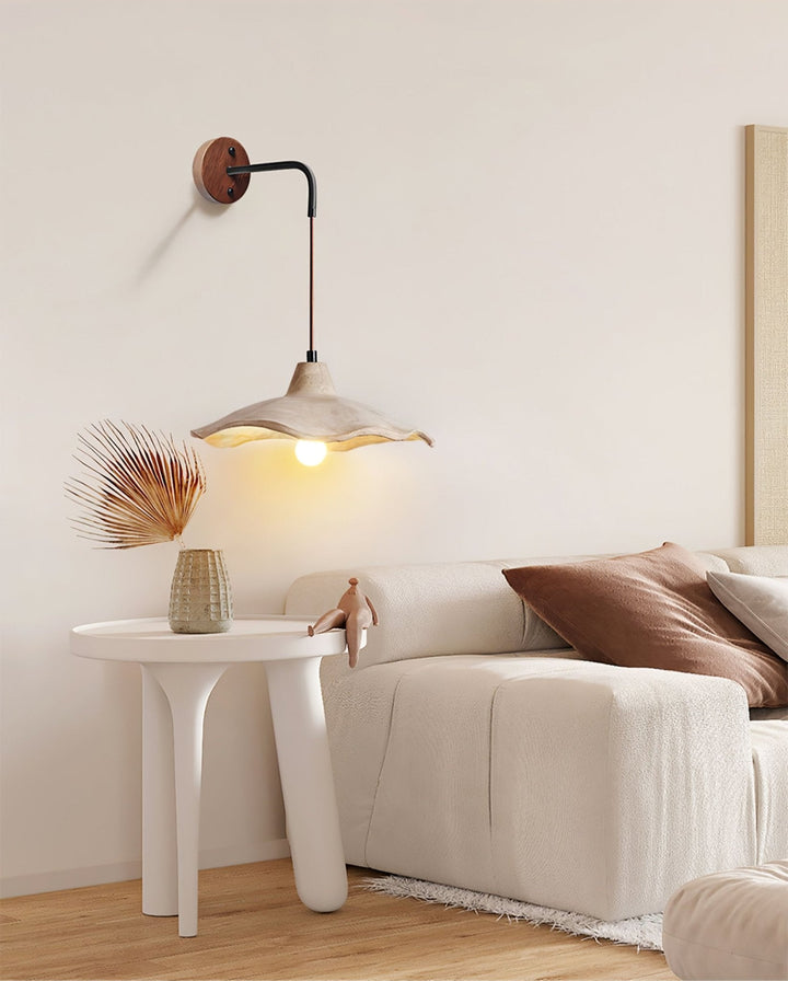 Mirella Sconce