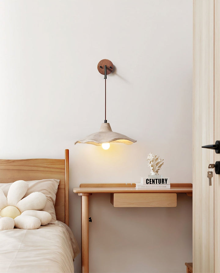 Mirella Sconce