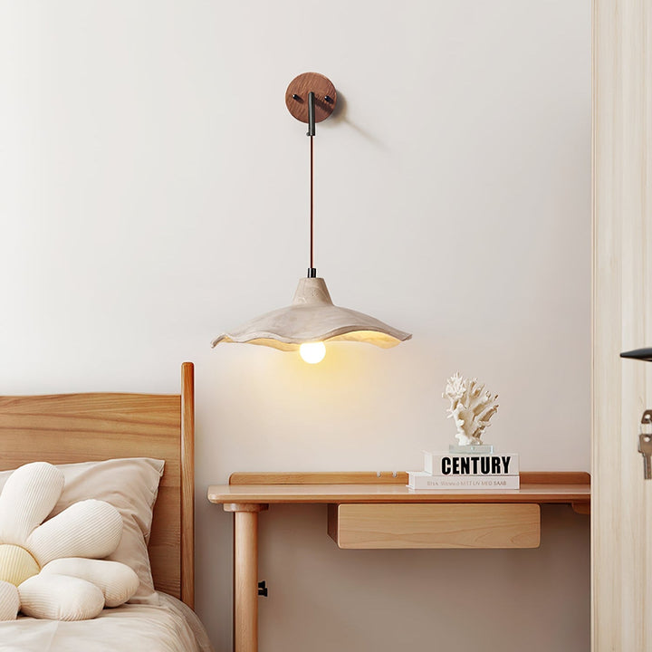 Mirella Sconce