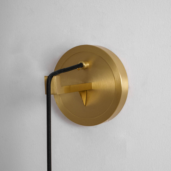 Monty Alabaster Wall Lamp