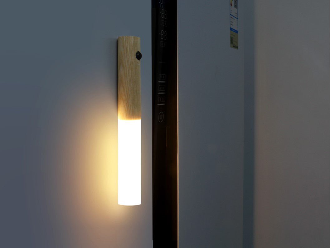 Nomad Magnet Rechargeable Wall Lamp