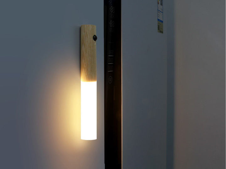Nomad Magnet Rechargeable Wall Lamp