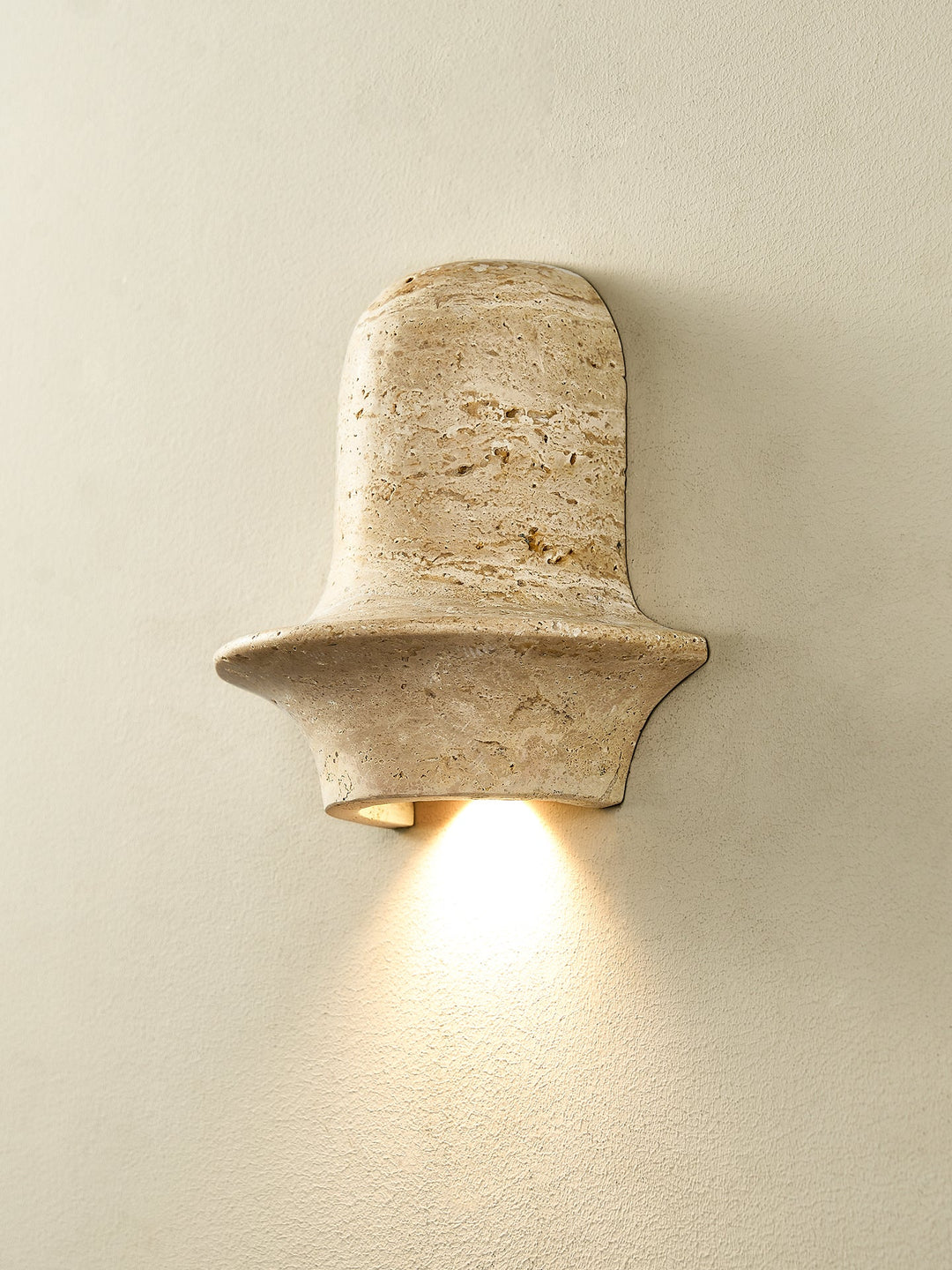 Olyndra Wall Lamp