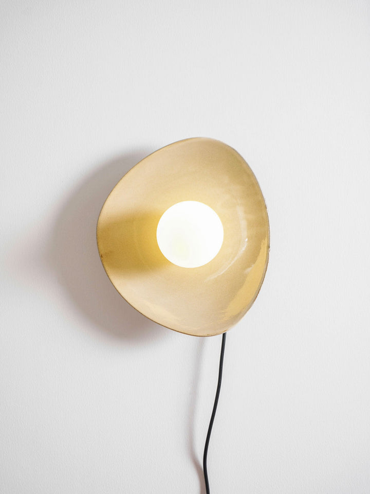 Pebble Disc Plug-in Wall Light