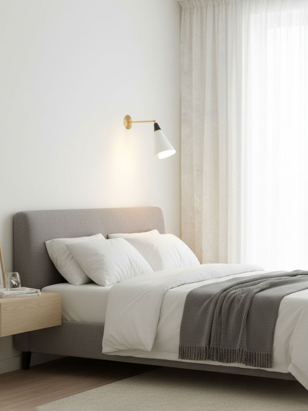 Petite Magari Wall Lamp