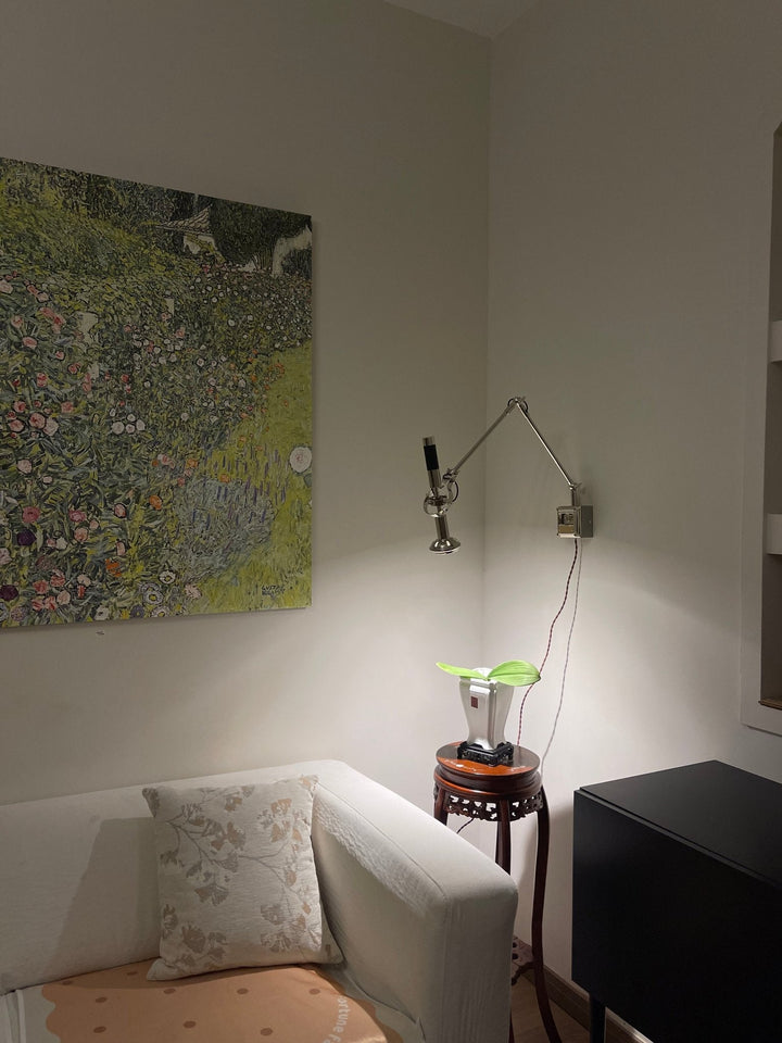 Precision Beam Wall Lamp
