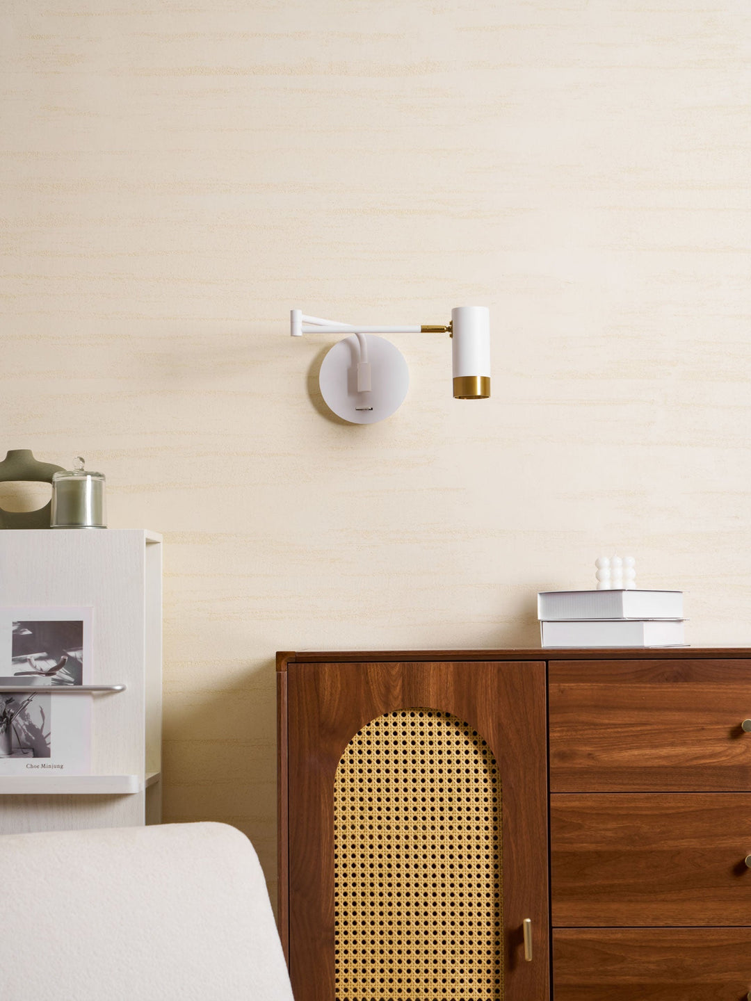 Ridge Arm Wall Lamp