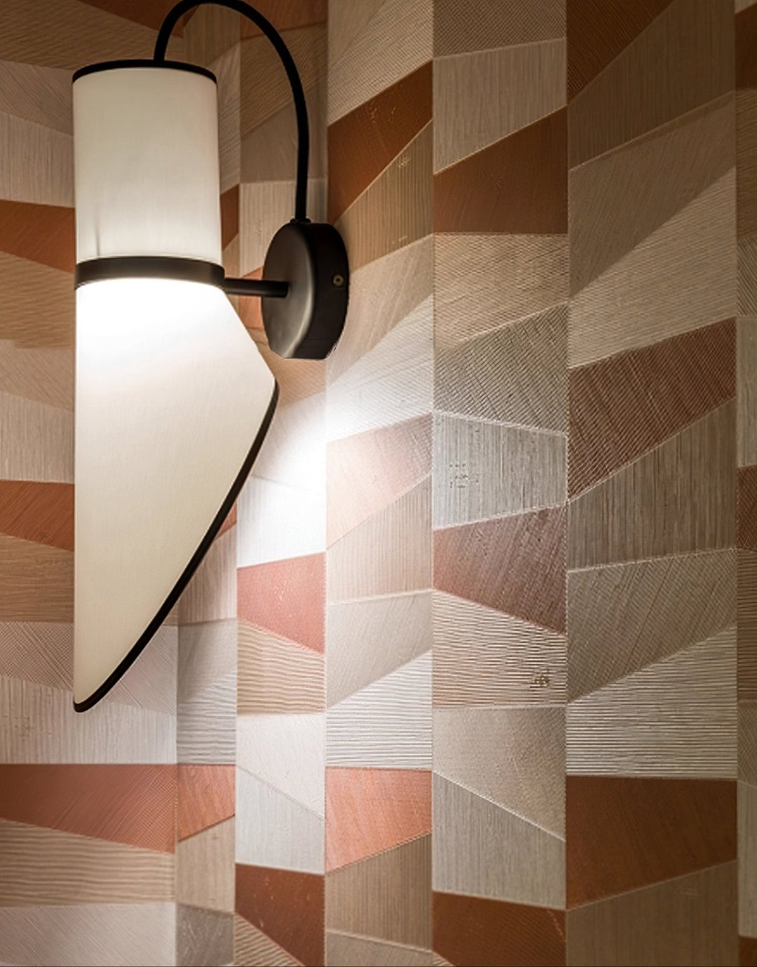Sketch Line Wall Sconce