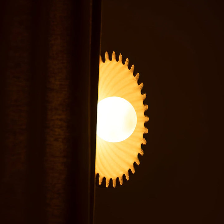 Solora Flora Wall Lamp