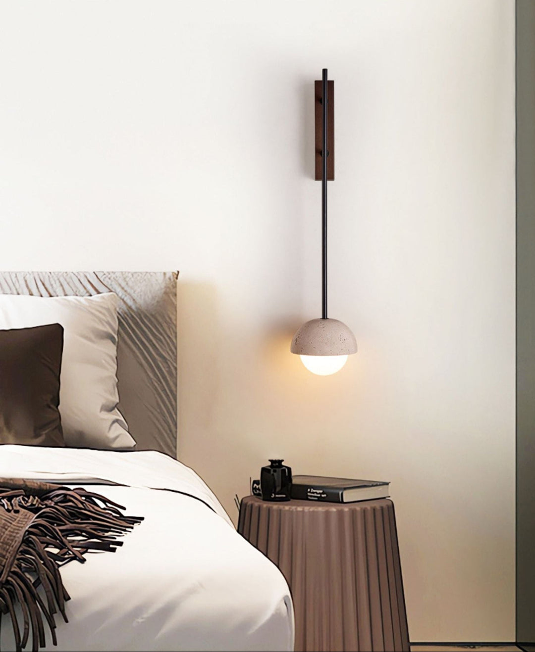 Solstice Linea Wall Lamp
