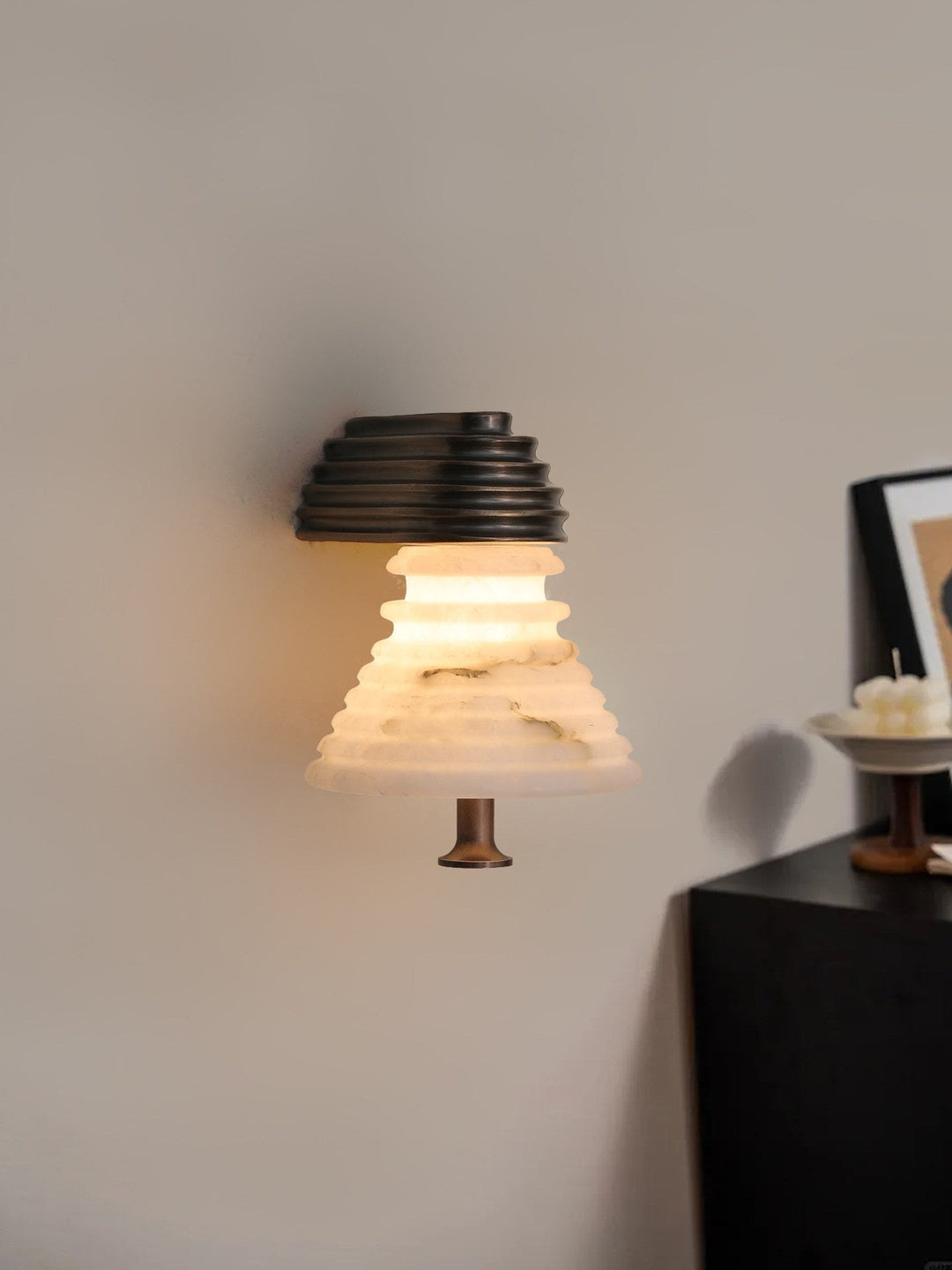 Strata Alabaster Wall Lamp