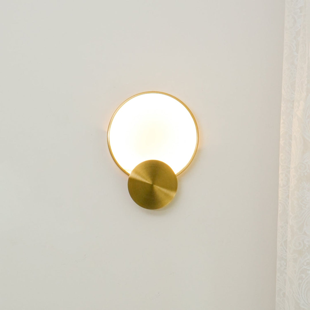 Terra Svet Alabaster Wall Lamp