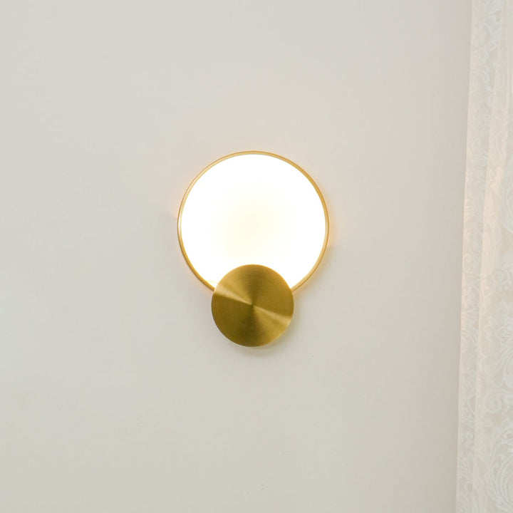 Terra Svet Alabaster Wall Lamp